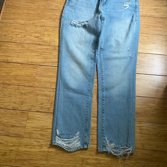 Good American Jeans. - Picture 4 of 8